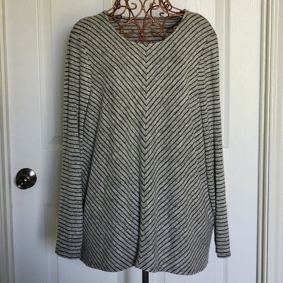 Chico's Gray with Black Stripes Pullover Top Women's Size 3 (Size 16) - Picture 1 of 8